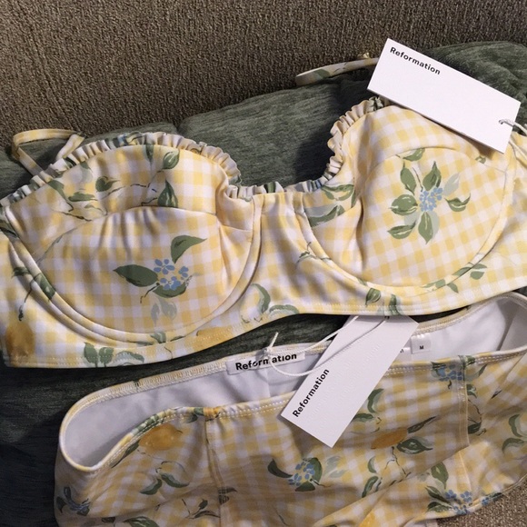 NWT Reformation Lemon Pomme Bustier Ruffle Bikini - Picture 3 of 10